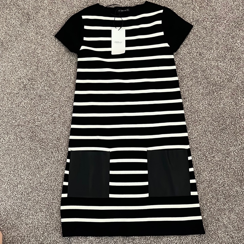 NWT! Zara knit dress in stripes very good quality